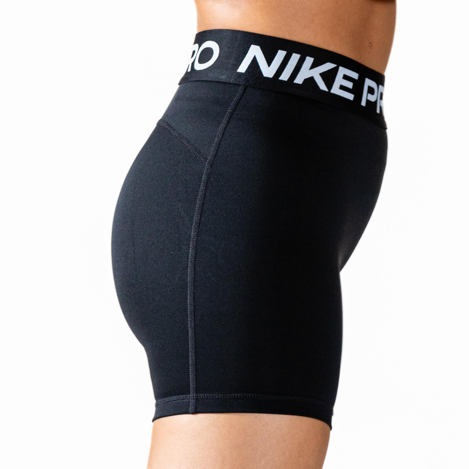 Nike Pro nuorten treenishortsit